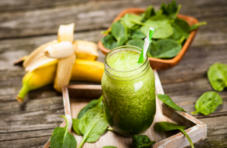 Spinach-Banana Power Green Smoothie